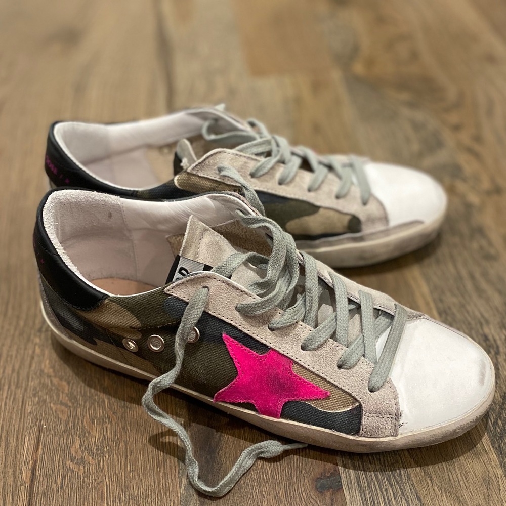 Gorgeous Camo Golden Goose Superstars